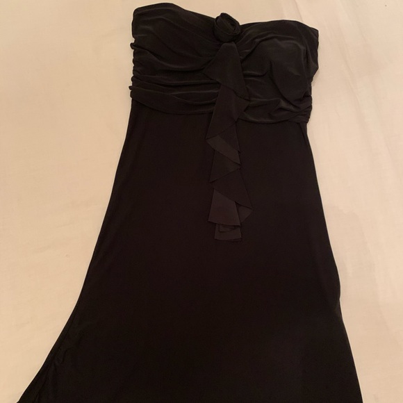 Black dress - Picture 1 of 4